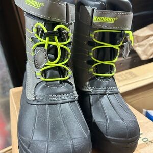 Khombu Kids' Black and Gray Rain Boots with Neon Accents